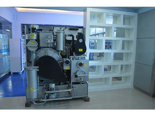 農民工夫妻的“尷尬”生活 潔希亞愿出手相助 農民工夫妻的“尷尬”生活 潔希亞愿出手相助