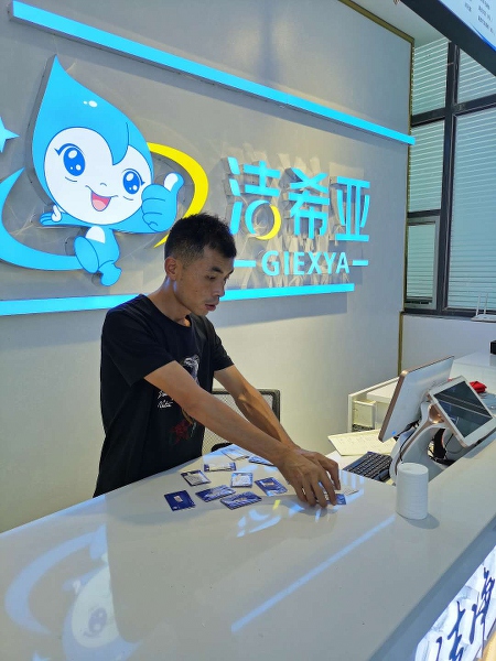 洗衣店設備價格多少錢 根據店面的規模而定